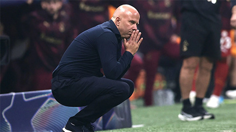 Arne Slot gây ra thất bại cho Liverpool  Arne Slot gây ra thất bại cho Liverpool